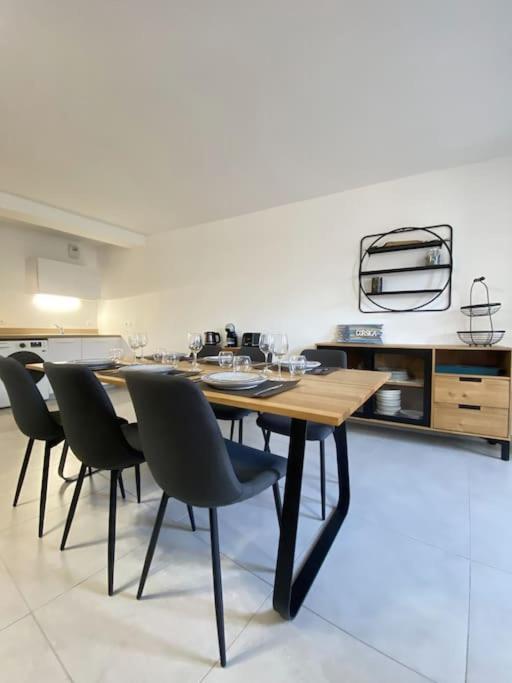 Apartment B32- T3-les Hauts Du Port-parking-clim-wifi-50m Du Port Bonifacio (Corsica)