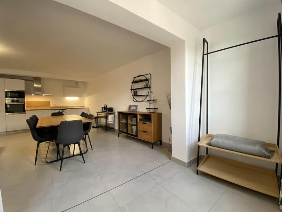 B32- T3-les Hauts Du Port-parking-clim-wifi-50m Du Port *